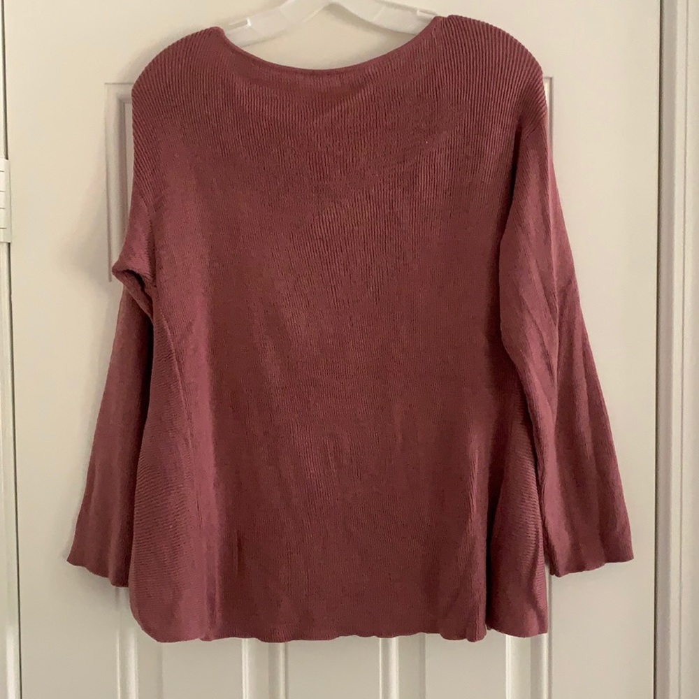 Women’s sweater